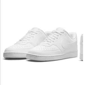 Nike Court Vision Low Sneaker